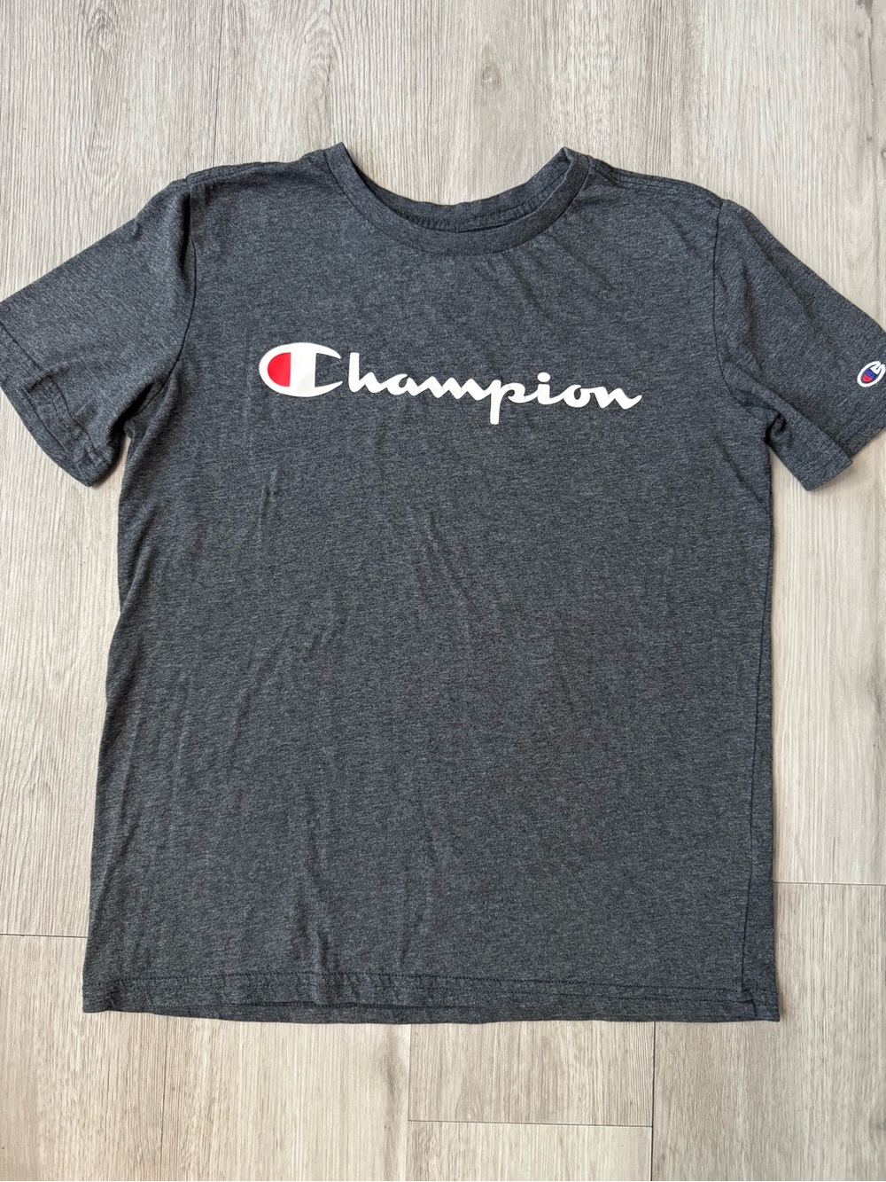 Champion Boys Gray Short Sleeve T Shirt Size Medium 10/12